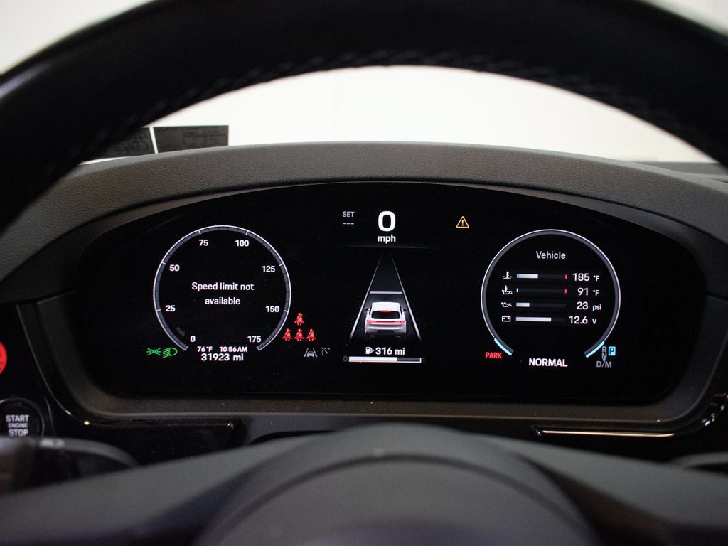 Certified 2024 Porsche Cayenne AWD/4WD image 25