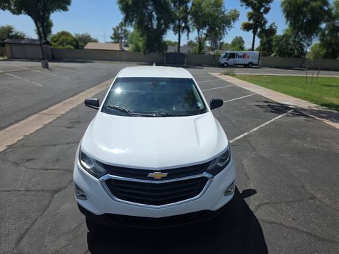 Used 2019 Chevrolet Equinox LS AWD/4WD image 7