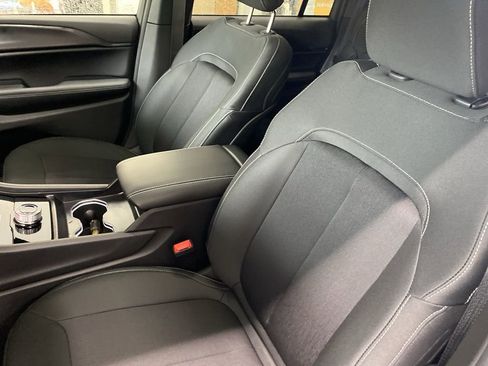 New 2025 Jeep Grand Cherokee Laredo X w/ Luxury Tech Group I image 20