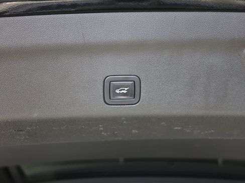 Used 2021 Cadillac Escalade Sport w/ LPO, ONYX Package AWD/4WD image 48