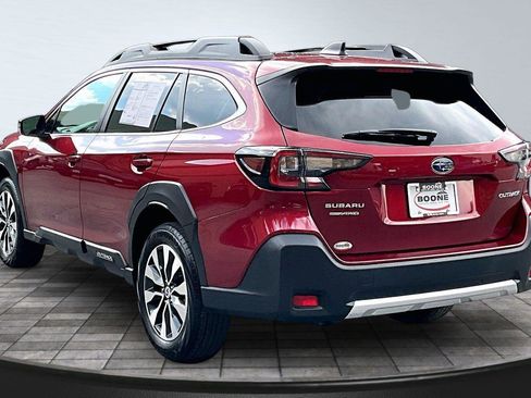 Used 2024 Subaru Outback Limited image 2