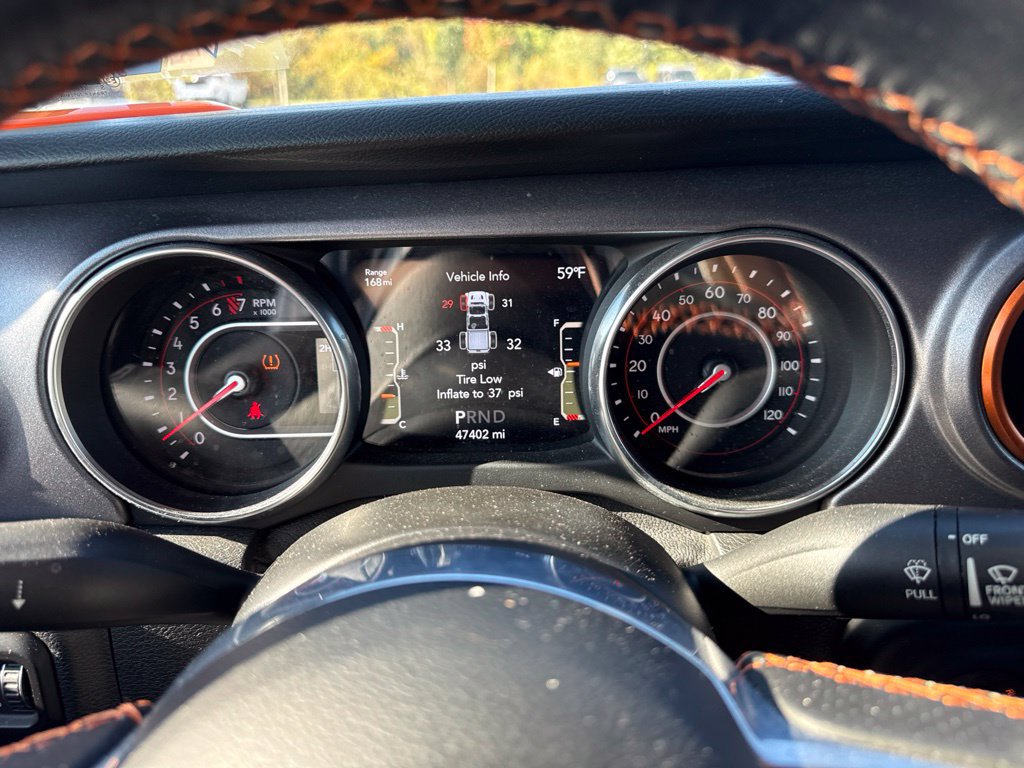 Used 2021 Jeep Gladiator Mojave AWD/4WD image 32
