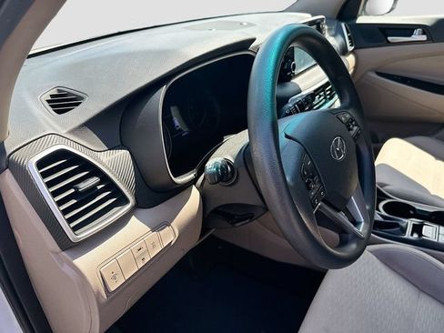 Used 2019 Hyundai Tucson SE AWD/4WD image 10