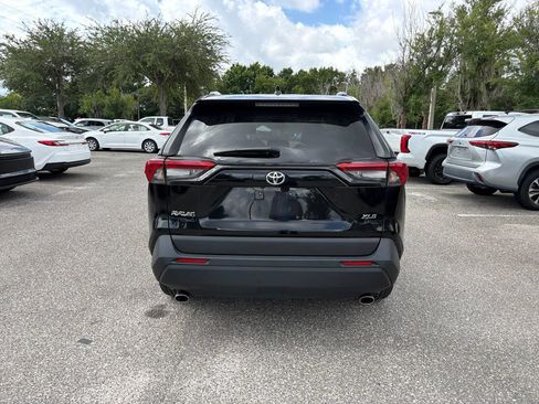 Used 2024 Toyota RAV4 XLE FWD image 4