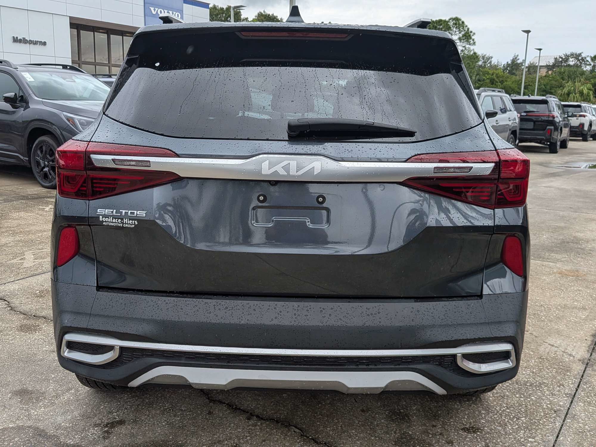 Used 2023 Kia Seltos S w/ Navigation Package FWD image 5