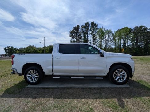 Used 2021 Chevrolet Silverado 1500 LTZ w/ Technology Package image 2