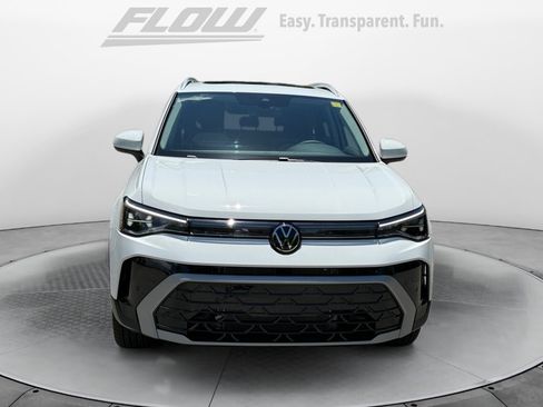 New 2026 Volkswagen Taos SEL AWD/4WD image 2