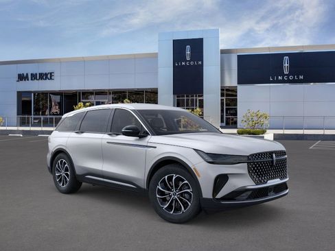 New 2025 Lincoln Nautilus Premier w/ Equipment Group 102A image 6