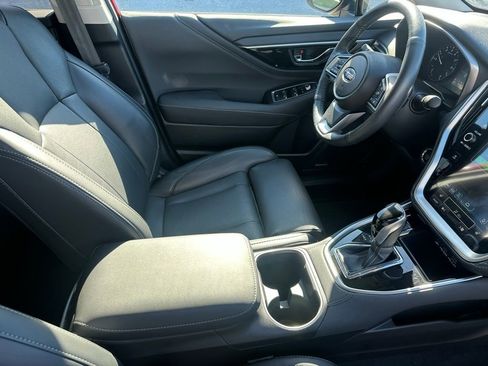 Used 2024 Subaru Outback Limited image 17