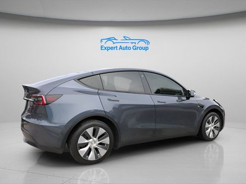 Used 2023 Tesla Model Y Long Range AWD/4WD image 7