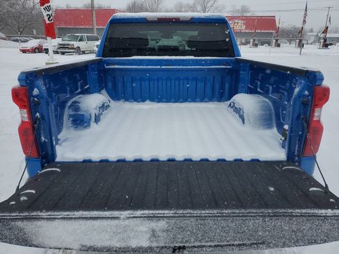 Used 2023 Chevrolet Silverado 1500 LT image 30