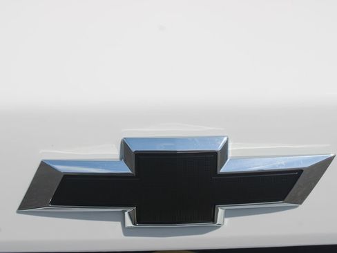 New 2026 Chevrolet Trax LT w/ Driver Confidence Package FWD image 17