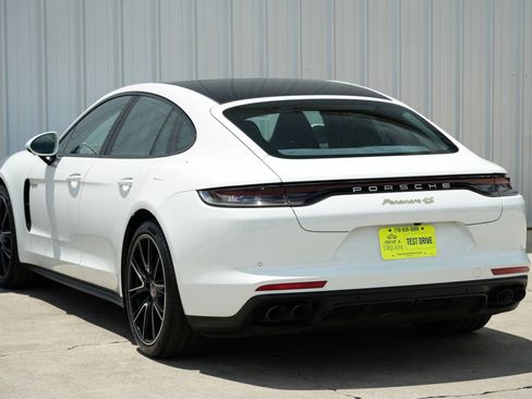 Used 2021 Porsche Panamera 4S image 54