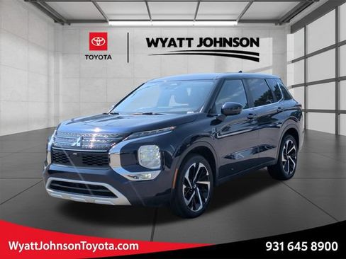 Used 2024 Mitsubishi Outlander SE AWD/4WD image 1