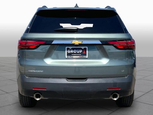 Used 2023 Chevrolet Traverse LT FWD image 5