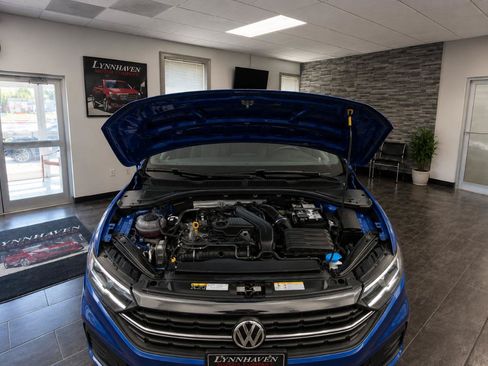 Used 2024 Volkswagen Jetta Sport FWD image 16