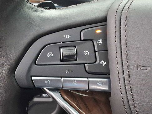 Certified 2024 Cadillac Escalade Sport Platinum w/ LPO, ONYX Package image 23