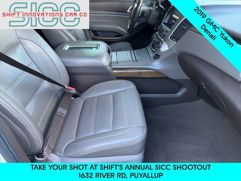 Used 2019 GMC Yukon Denali w/ Denali Ultimate Package image 16