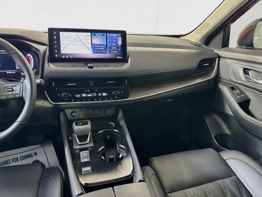 Used 2024 Nissan Rogue Platinum w/ Platinum Premium Package FWD image 31