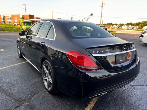 Used 2016 Mercedes-Benz C 300 4MATIC Sedan image 5