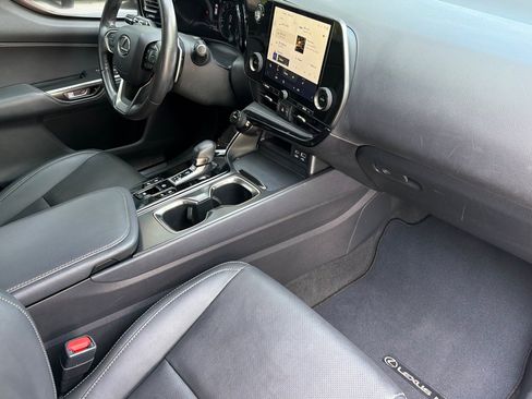 Used 2024 Lexus NX 350 AWD image 20