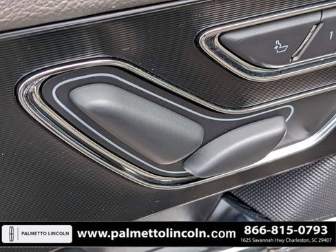 Used 2020 Lincoln Corsair Reserve FWD image 19