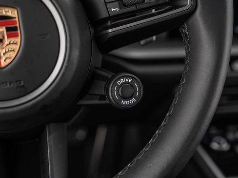 Used 2024 Porsche 911 Carrera w/ Premium Package image 36