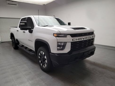 Used 2020 Chevrolet Silverado 2500 Custom w/ Custom Value Package AWD/4WD image 13
