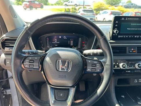 Used 2024 Honda Pilot Elite image 15