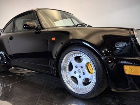 Used 1990 Porsche 911 image 16
