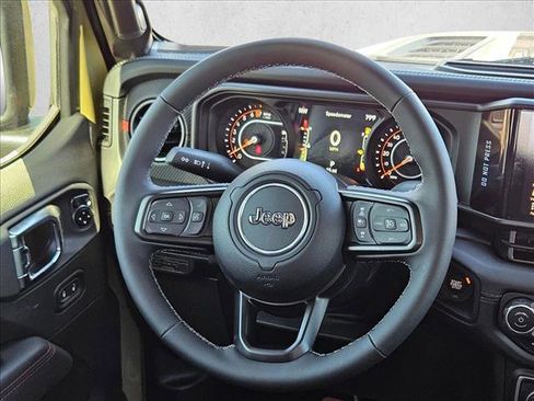 New 2025 Jeep Gladiator Rubicon image 11