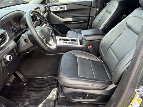 Used 2023 Ford Explorer Limited w/ Class IV Trailer Tow Package AWD/4WD image 21