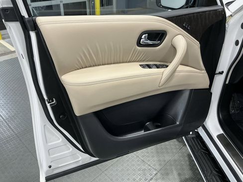 Used 2024 Nissan Armada Platinum w/ Captain's Chairs Package image 36