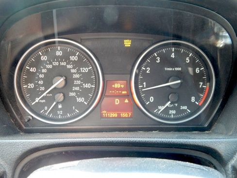 Used 2012 BMW 335i Convertible RWD image 21
