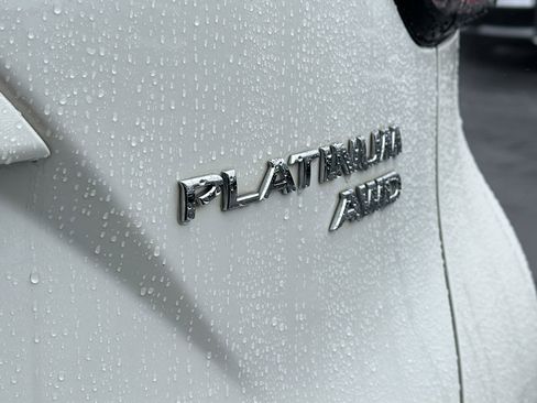 Used 2018 Nissan Murano Platinum image 11