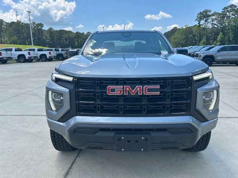 Used 2024 GMC Canyon Elevation w/ Trailering Package RWD image 5