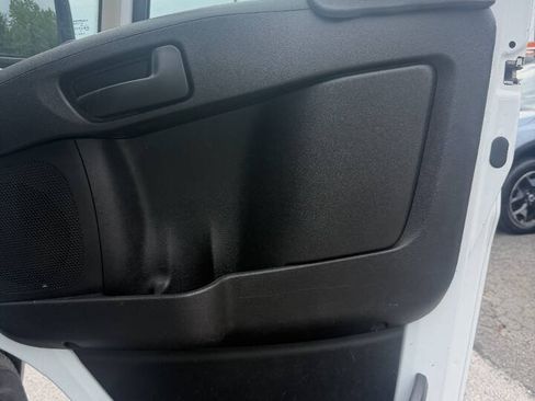 Used 2022 RAM ProMaster 3500 FWD image 2
