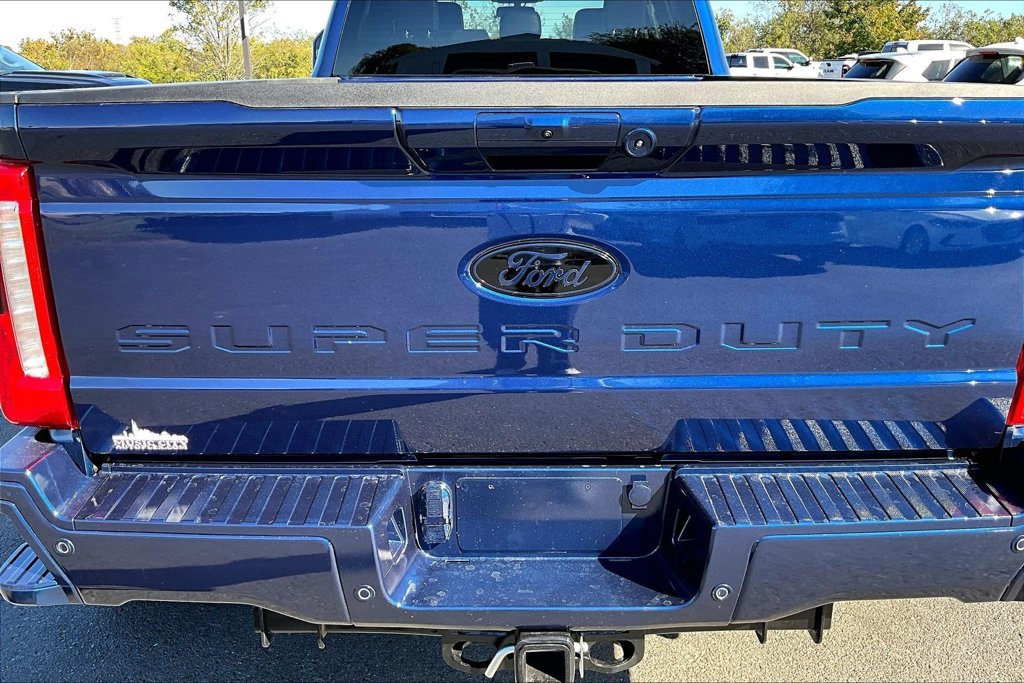 Used 2027 Ford F450 Lariat AWD/4WD image 26