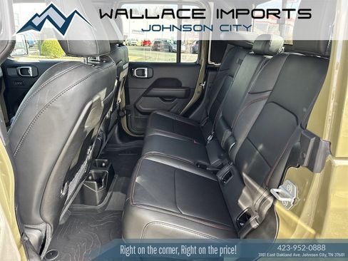 Used 2025 Jeep Gladiator Rubicon image 39