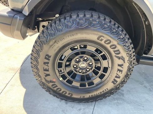 New 2026 Ford Bronco Badlands w/ Sasquatch Package AWD/4WD image 31