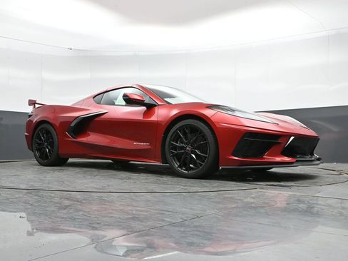 Used 2023 Chevrolet Corvette Stingray Preferred Cpe w/ Z51 Performance Package RWD image 44
