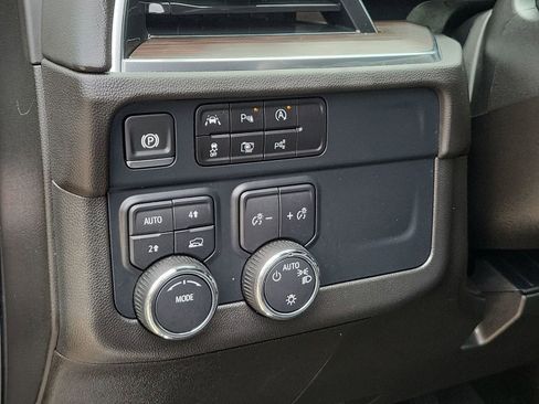 Certified 2025 Chevrolet Tahoe LT image 18