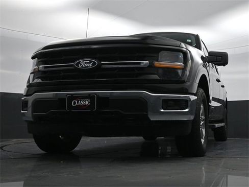 Used 2024 Ford F150 XLT w/ Mobile Office Package image 30