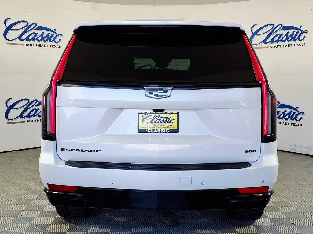 Used 2024 Cadillac Escalade Sport w/ LPO, ONYX Package AWD/4WD image 4