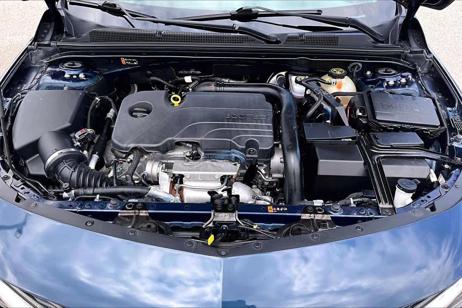 Used 2022 Chevrolet Malibu LT FWD image 32