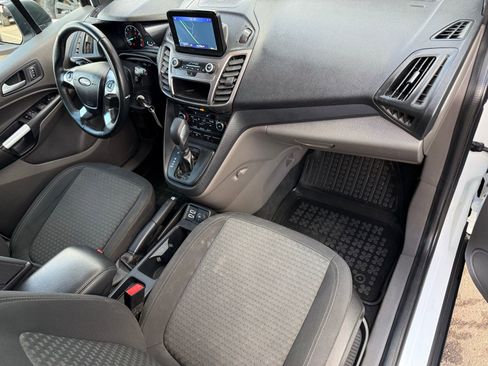 Used 2021 Ford Transit Connect XLT image 22