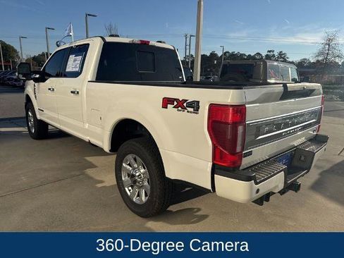 Certified 2021 Ford F250 Platinum w/ FX4 Off-Road Package image 4