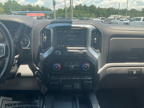 Used 2023 Chevrolet Silverado 2500 LTZ w/ LTZ Plus Package AWD/4WD image 19