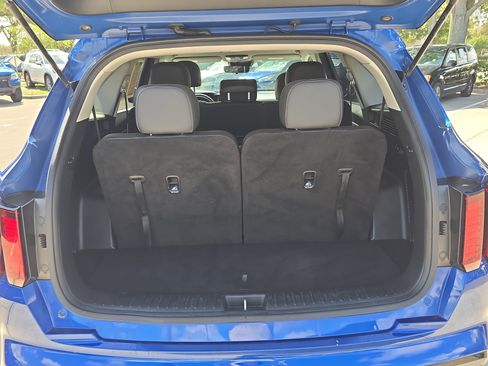 Certified 2022 Kia Sorento S FWD image 10