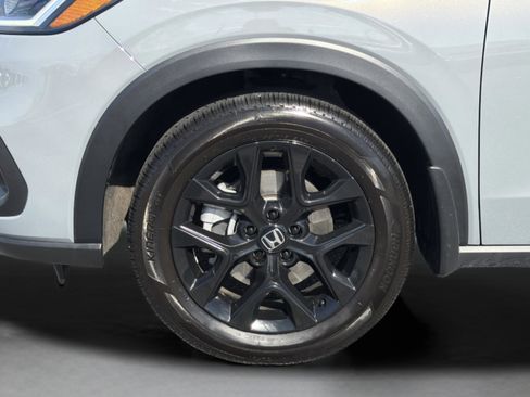 Used 2025 Honda HR-V Sport image 13